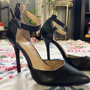 Cathy Jean heels size 8.5